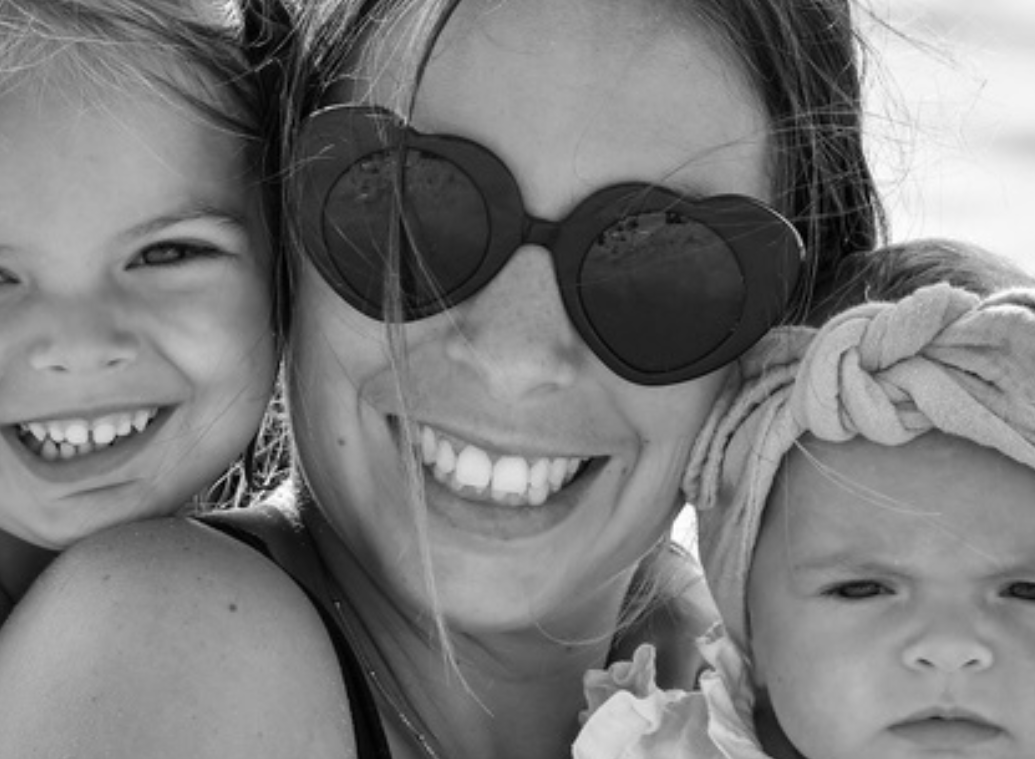 Ser madre con una enfermedad neuromuscular: la trayectoria de Justine entre retos, adaptaciones y compromiso